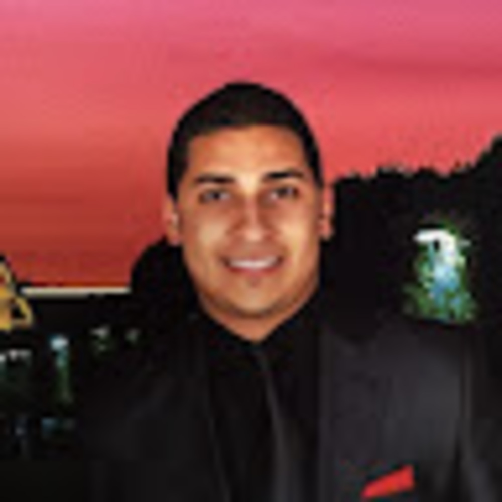 Meet your Posher, Julio